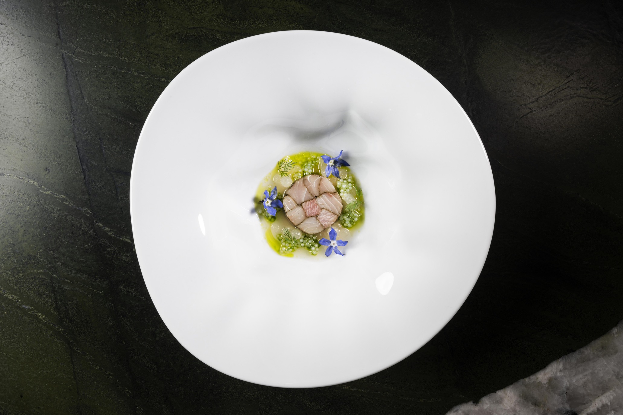 Tavolo apparecchiato del 142 Restaurant